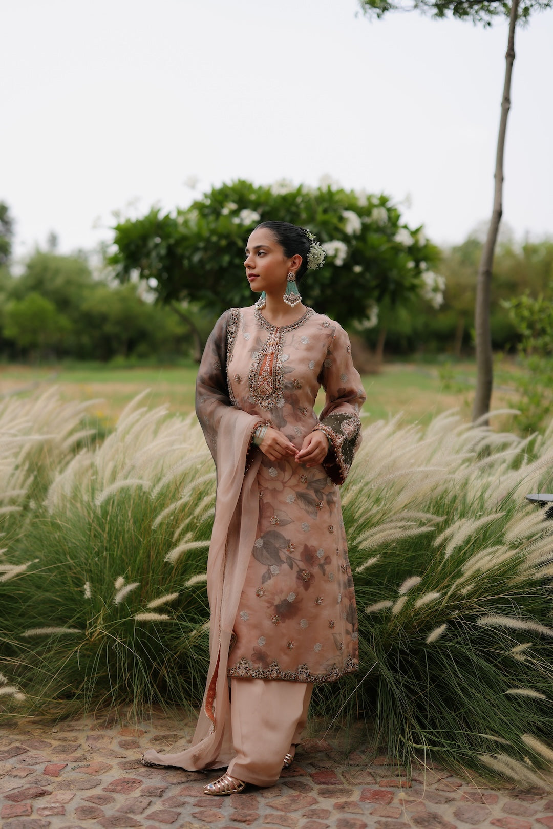 Yasmin Straight Shirt & Salwar - AMRINSAHI