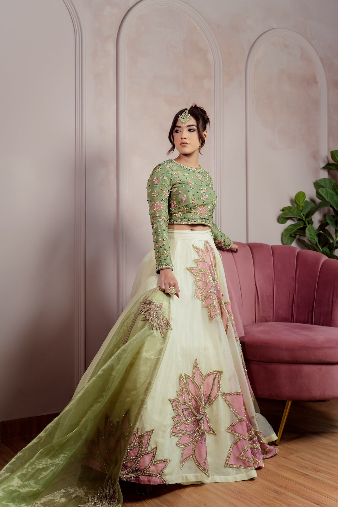 Lotus Lehenga - Amrinsahi