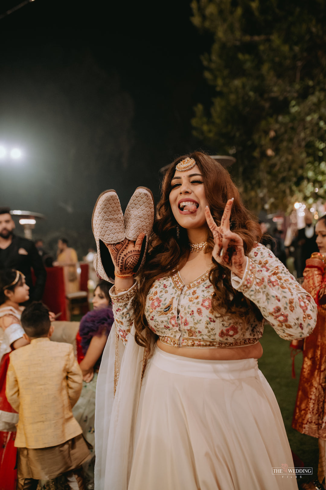 Esmè, Ivory Lehenga - Nameh by Amreen