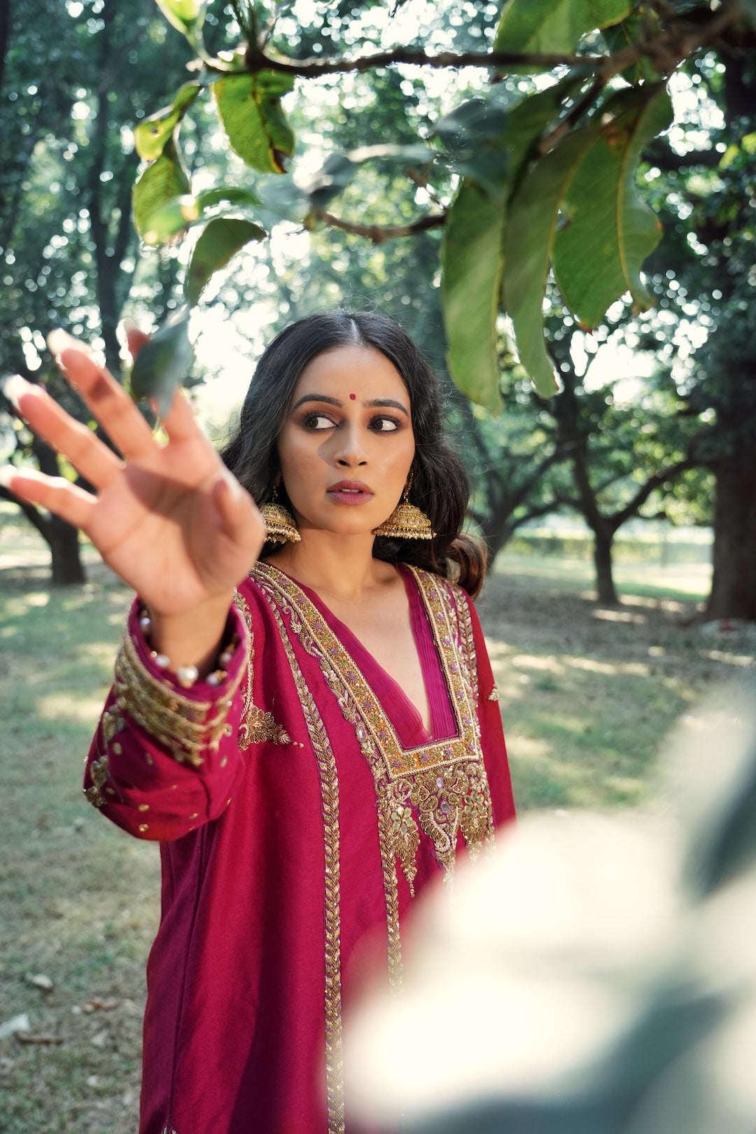Khaleesi - Magenta Kalidar Choga set - Amrinsahi