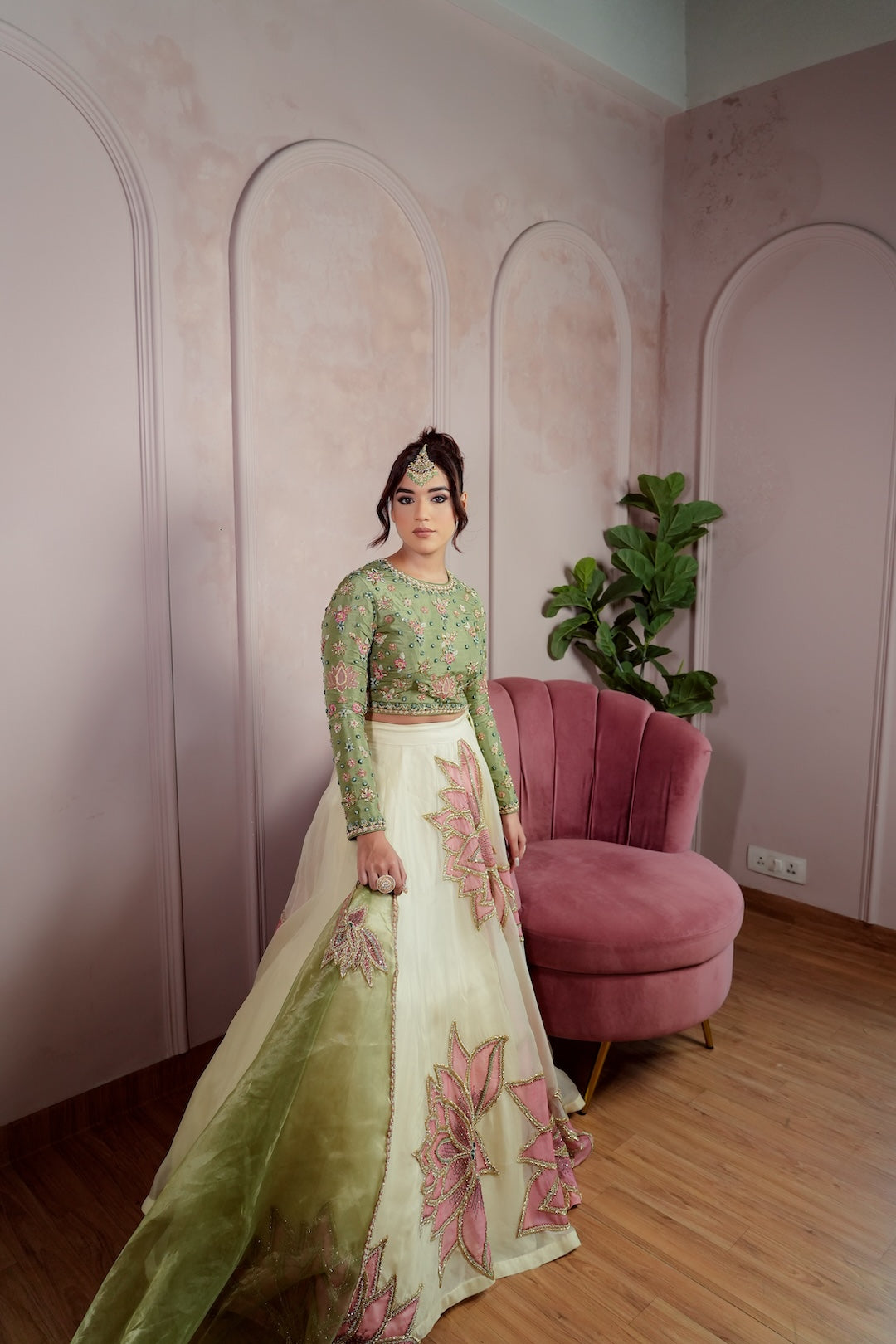 Lotus Lehenga - Amrinsahi