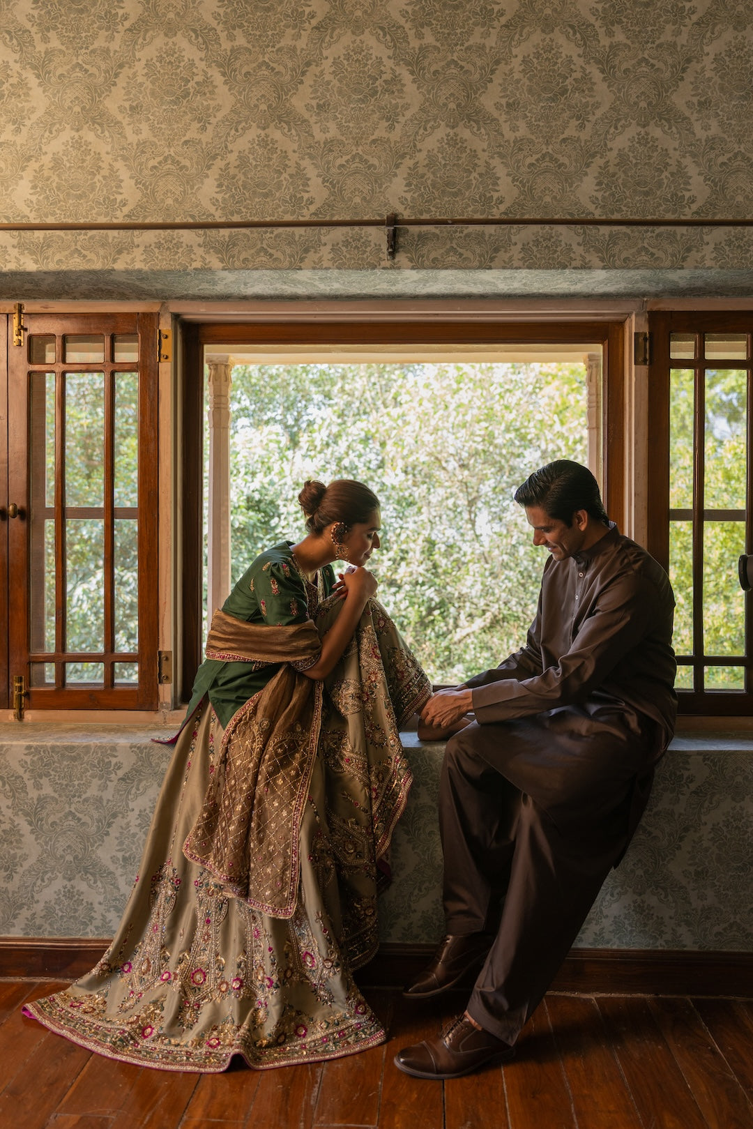 Aena Sharara - Amrin Sahi